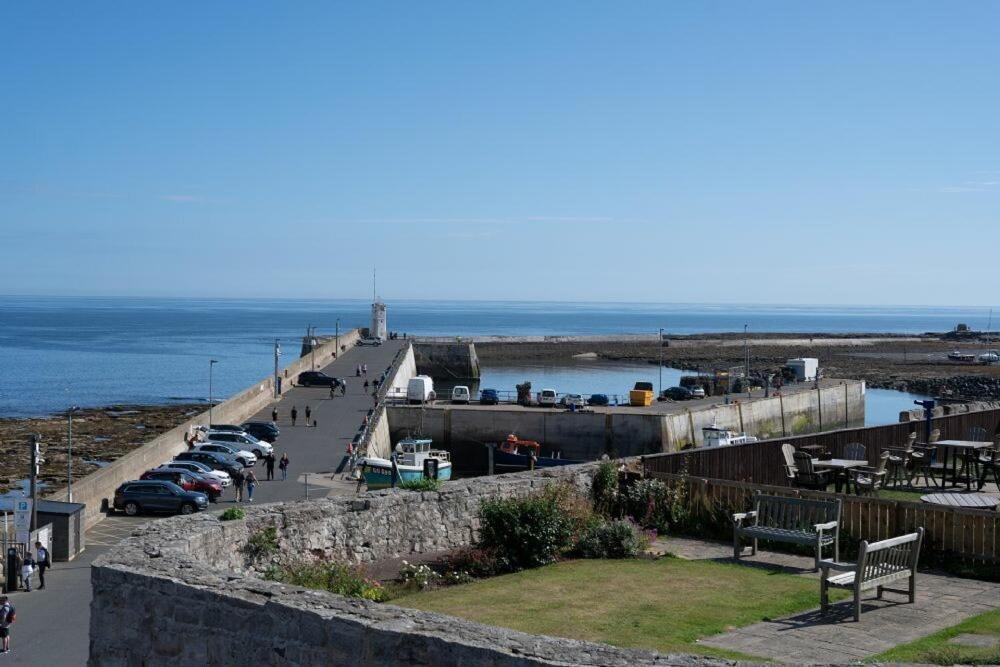 Keildon Villa Seahouses Exterior photo