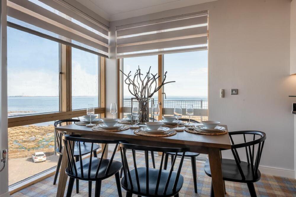 Keildon Villa Seahouses Exterior photo