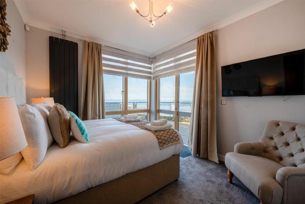 Keildon Villa Seahouses Exterior photo